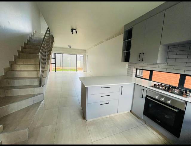2 BEDROOM PROPERTY TO RENT IN OLYMPUS AH